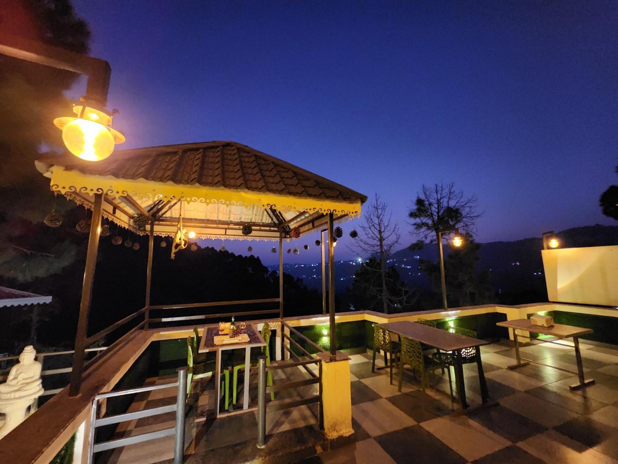 Pine Valley Resort Kasauli Dış mekan fotoğraf